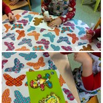 Dzieci z grupy Pszczółki dekorują świąteczne pierniki..jpg