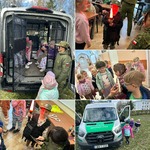 Na zdjęciu są dzieci z grupy Pszczółki podczas wycieczki do Podlaskiego Oddziału Straży Granicznej w Białymstoku..jpg