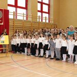 Ślubowanie uczniów klas pierwszych..JPG