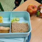 Zdrowe śniadanie w śniadaniówce ucznia.jpg